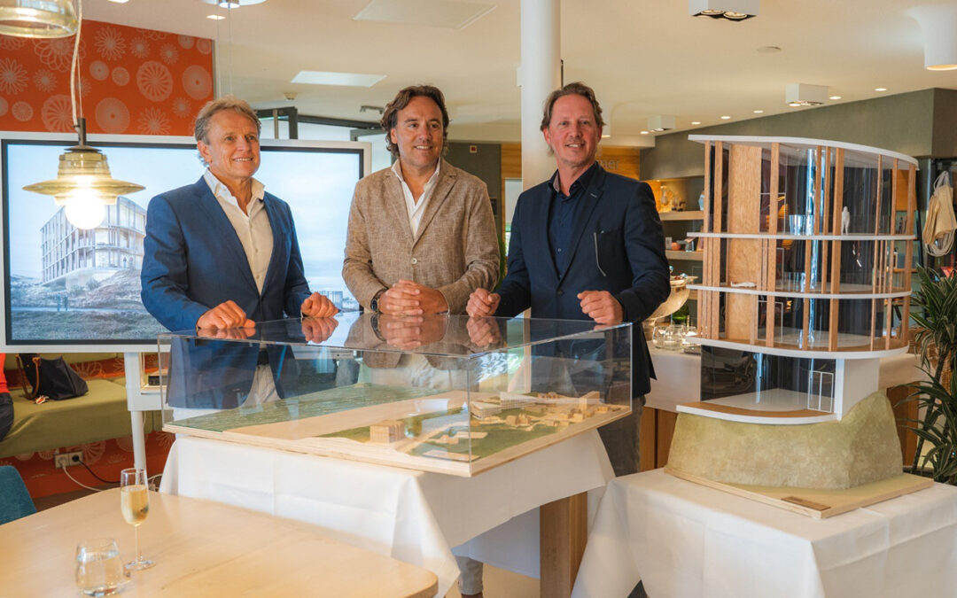blooming bedrijvengroep tekent intentieovereenkomst met eigenaren hotel nassau in Bergen aan zee